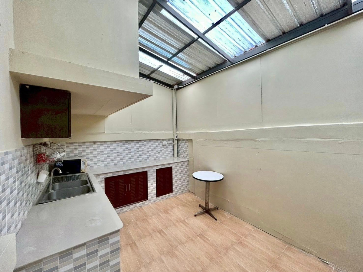 ขายทาวน์โฮมรามคำแหง หัวหมาก : บ้านกลางเมือง เดอะ ปารีส พระราม 9 - รามคำแหง / 3 ห้องนอน (ขาย), Baan Klang Muang The Paris Rama 9 - Ramkamhaeng / 3 Bedrooms (FOR SALE) BZD005