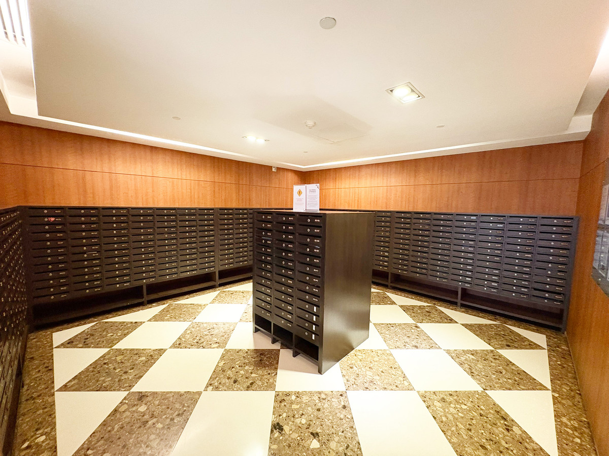 ขายคอนโดสาทร นราธิวาส : 💦✨ เพนท์เฮาส์พร้อมสระว่ายน้ำส่วนตัว – มีเพียง 4 ห้องเท่านั้นในทั้งโครงการ! ✨💦