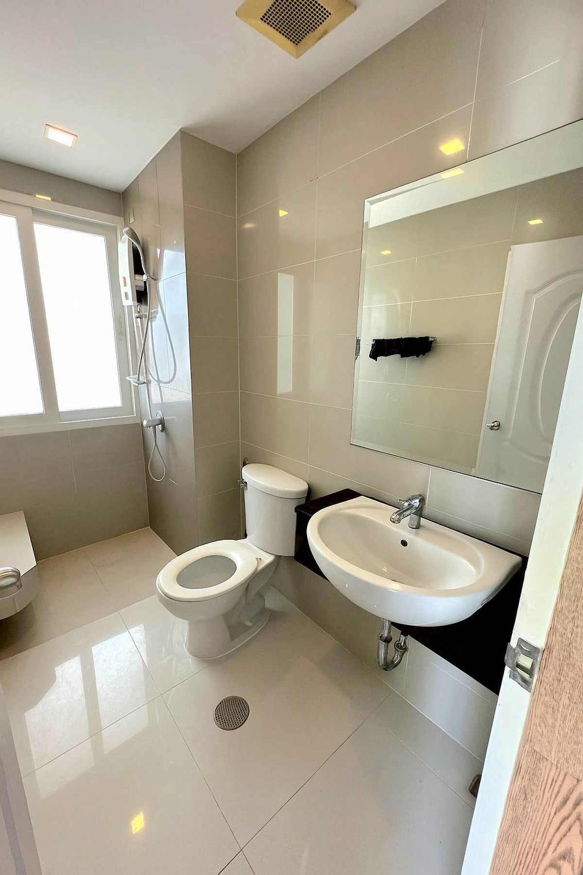 ให้เช่าคอนโดลาดกระบัง สุวรรณภูมิ : [PB1164] 📍 ให้เช่าคอนโด แอร์ลิงค์ เรสซิเดนซ์ (Airlink Residence)