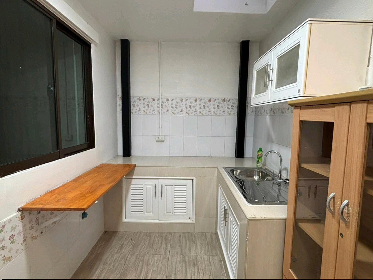 For RentTownhomePattanakan, Srinakarin : Townhouse for rent in phattanakan 38