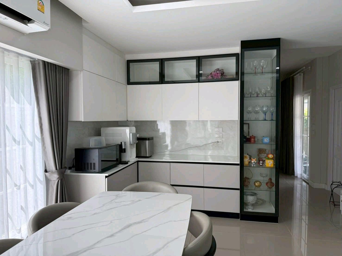 Twin house for rent, Grandio Bangna KM.5 (Grandio Bangna KM.5) Loading...