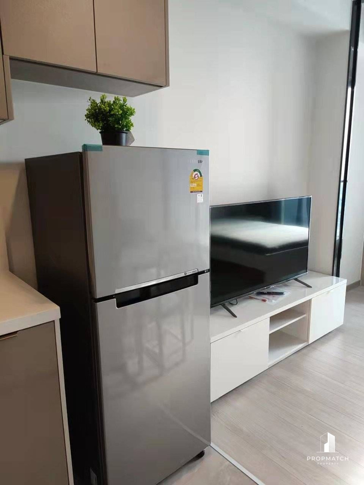 ให้เช่าคอนโดพระราม 9 เพชรบุรีตัดใหม่ RCA : ✨Flash Deal ✨One9Five Asoke - Rama 9( 1Bed 1Bath 26SQM.) แต่งครบพร้อมอยู่ !! เพียง 18,000บาทต่อเดือน Tel.0981315848 @propmatch