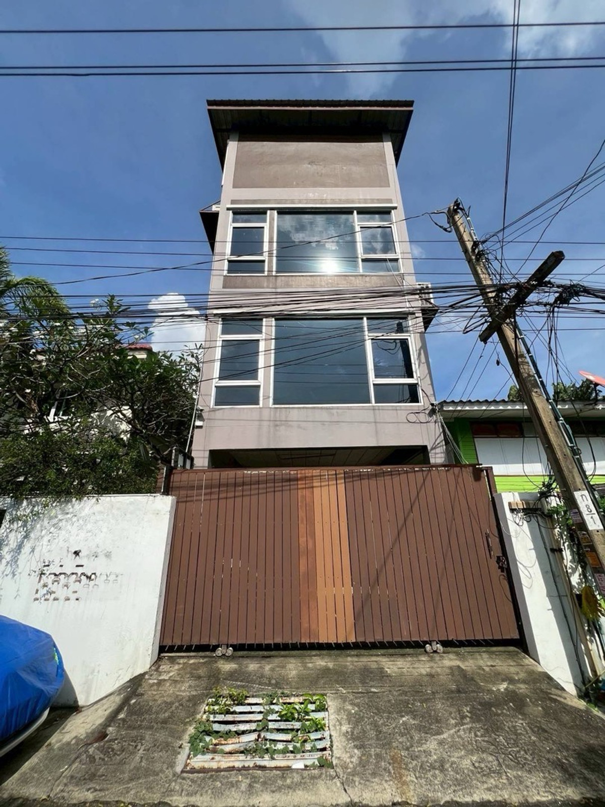 ให้เช่าโฮมออฟฟิศอ่อนนุช อุดมสุข : ให้เช่า โฮมออฟฟิศ 3 ชั้น ซอย วชิรธรรมสาธิต 53 สุขุมวิท 101/1 