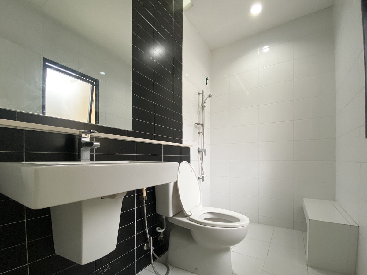 ขายทาวน์โฮมท่าพระ ตลาดพลู วุฒากาศ : ต่อรองราคาได้ บ้านพร้อมอยู่ ✨ ซิกเนเจอร์ กัลปพฤกษ์ / 3 ห้องนอน (ขาย), Sixnature Kanlapaphruek / 3 Bedrooms (FOR SALE) BALL009