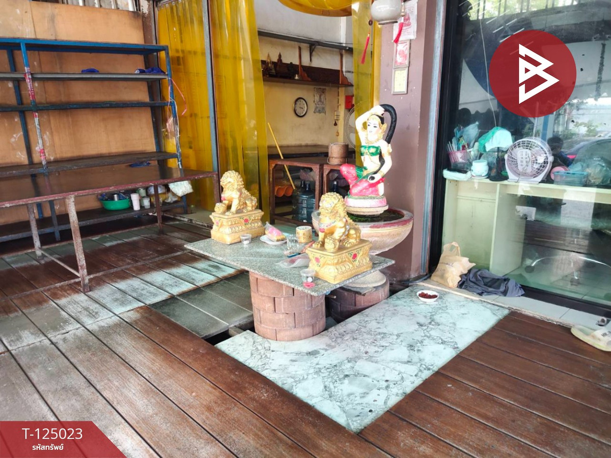 Commercial building for sale Subrungruang Village, Bang Pu, Samut Prakan Loading...