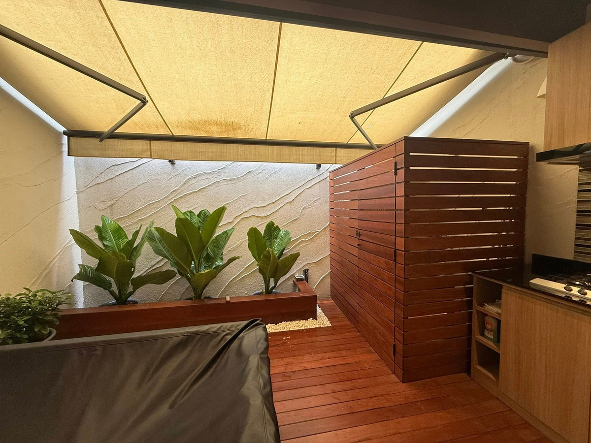 ขายทาวน์โฮมมีนบุรี-ร่มเกล้า : บ้านกลางเมือง พระราม 9 - กรุงเทพกรีฑา / 1 ห้องนอน (ขาย), Baan Klang Muang Rama 9 - Krungthep Kreetha / 1 Bedroom (FOR SALE) BZD004