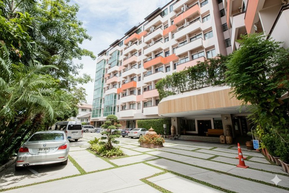 For RentHotel&Apartment BusinessRattanathibet, Sanambinna : Sanambinnam 2.1km. 4-5star standard hotel 100roomfor rent Robinson Rattanathibet 700m. Owl Market No