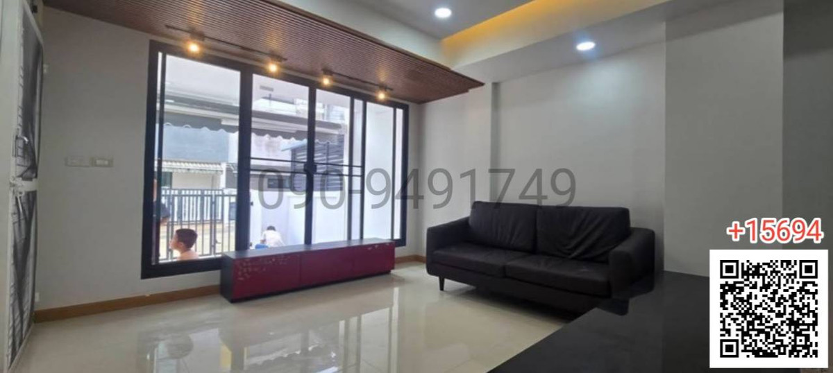 For rent, 3-story townhome, Sarin Wish Village, Sukhumvit 107, near BTS Bearing station. Loading...