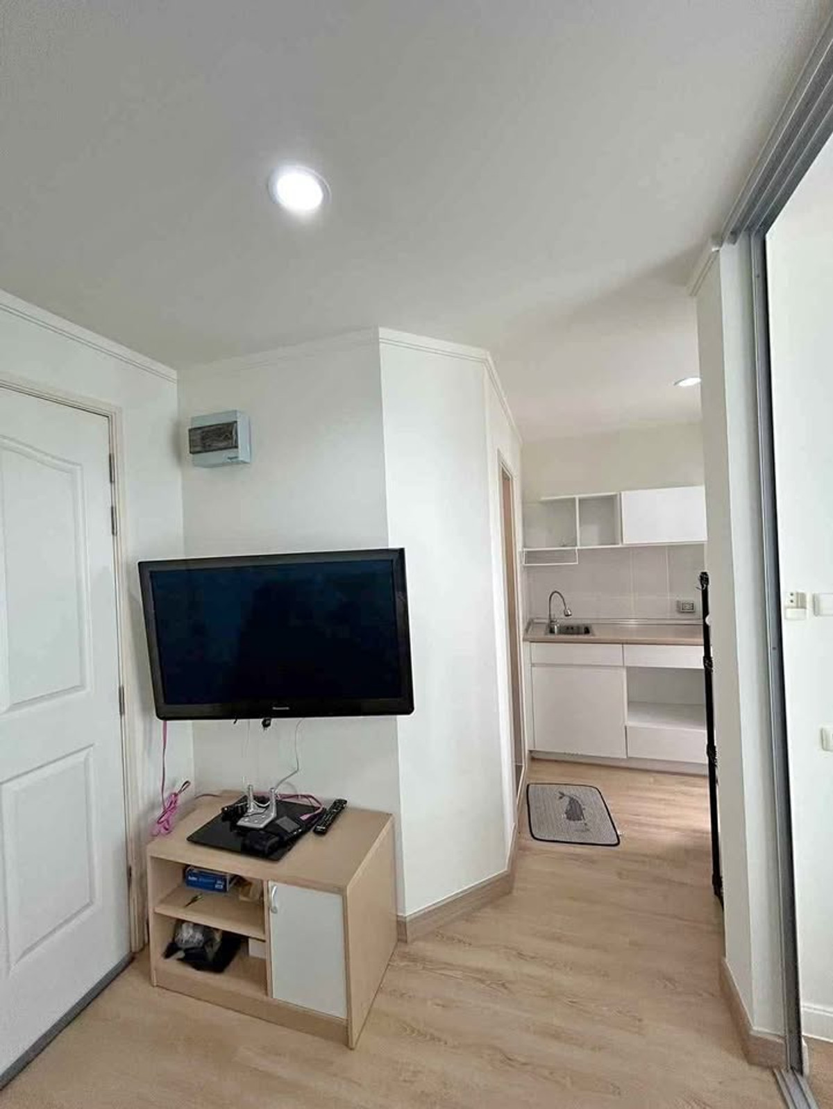 Condo for sale Lumpini Ville Chaengwattana-Pak Kret with furniture, pool view, near MRT Pink Line (AM1995) Loading...