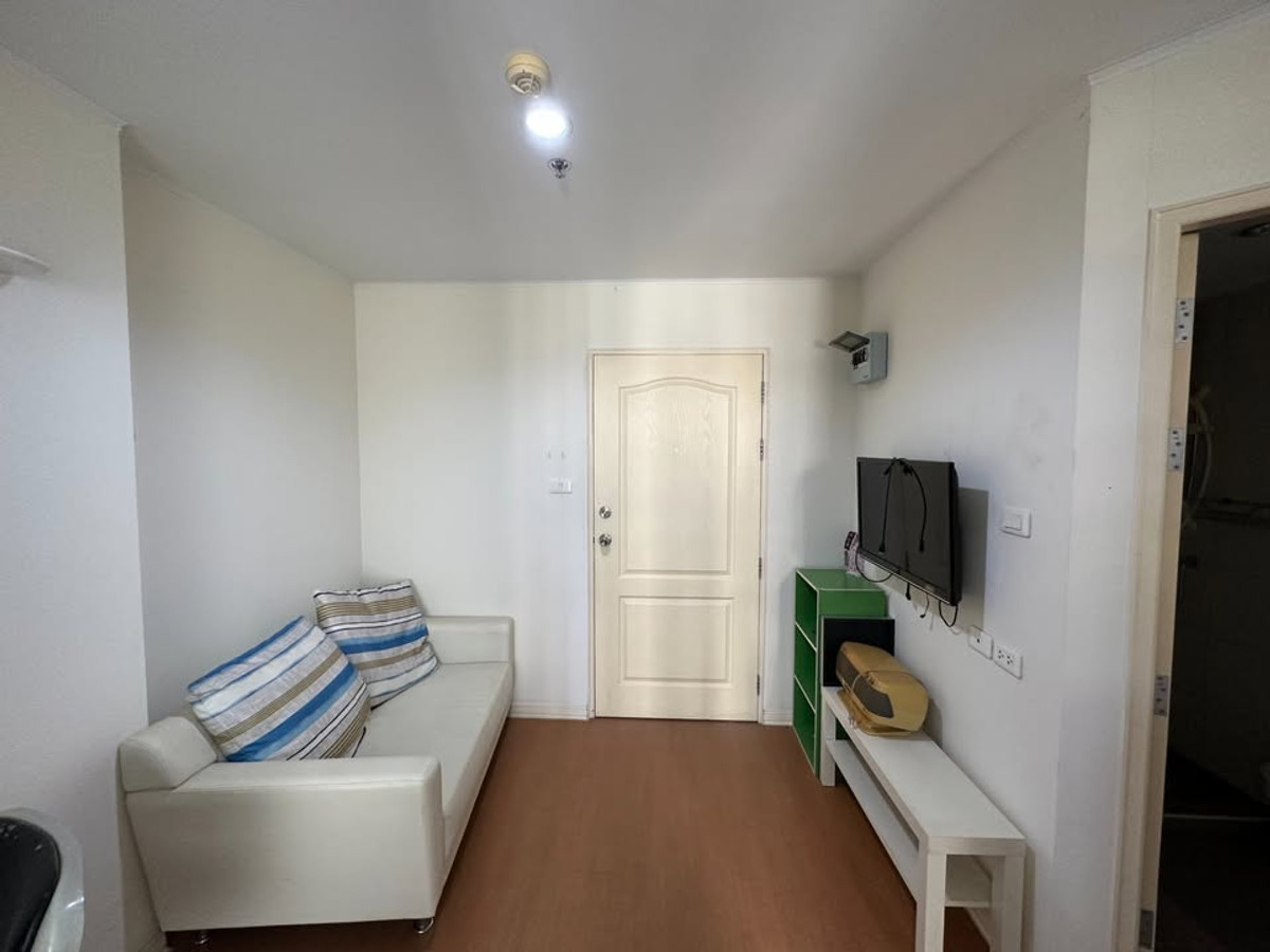 Urgent sale, ready to move in Free furniture Lumpini Condo Town Condo Ramintra-Nawamin (AM1992) Loading...