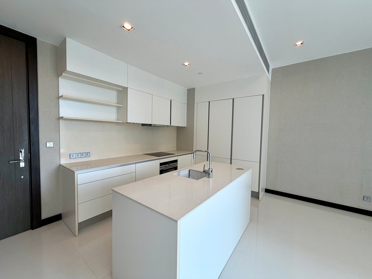 ขายคอนโดนานา : 20X,XXX/sqm. กับทำเล 0 เมตร พร้อมทางเชื่อม HOTLINE 0946503223