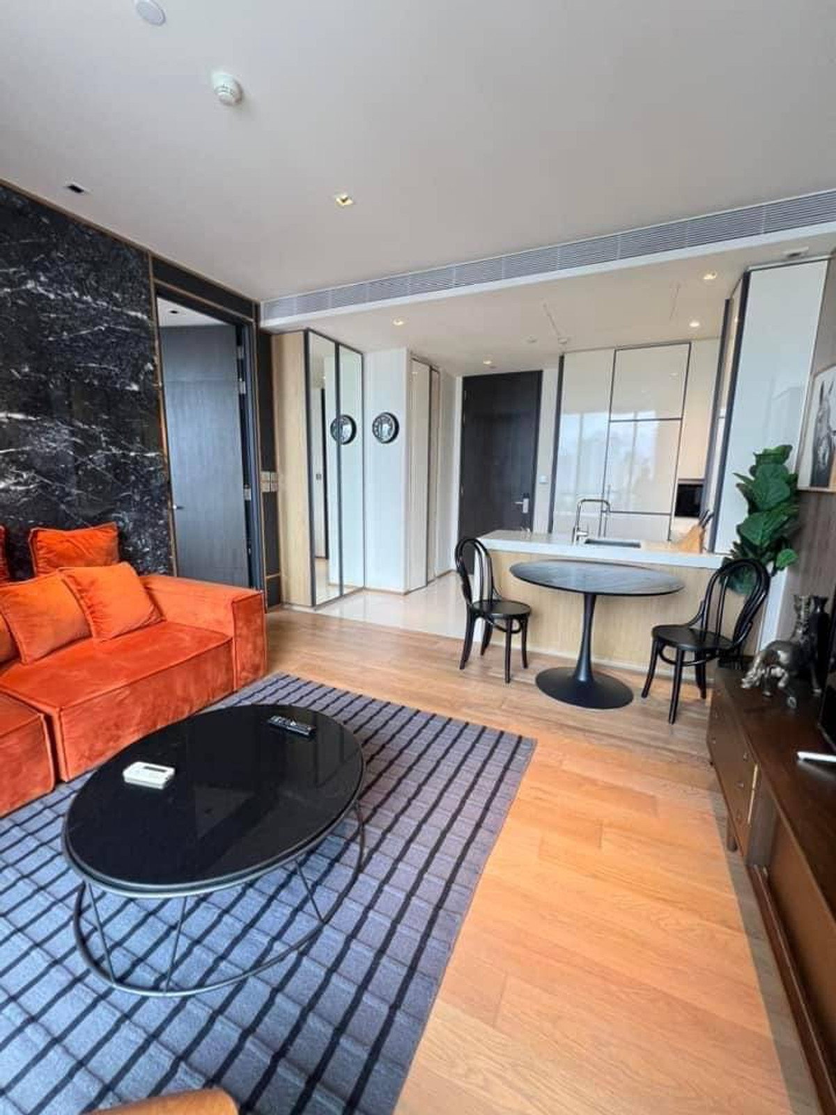 ให้เช่าคอนโดสุขุมวิท อโศก ทองหล่อ : beatniq sukhumvit 32