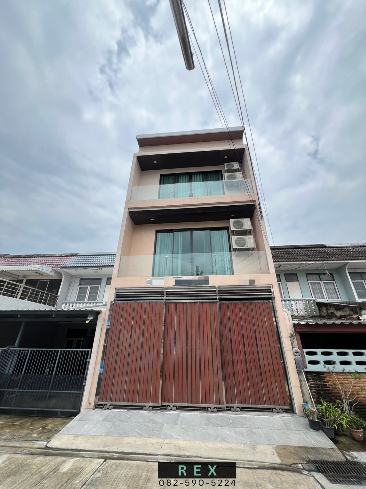 For SaleTownhomeRatchadapisek, Huaikwang, Suttisan : Townhouse for sale, Vibhavadi Chokchai Ruammit. (Vibhavadi Rangsit 20, Ratchada 19, Lat Phrao 26)