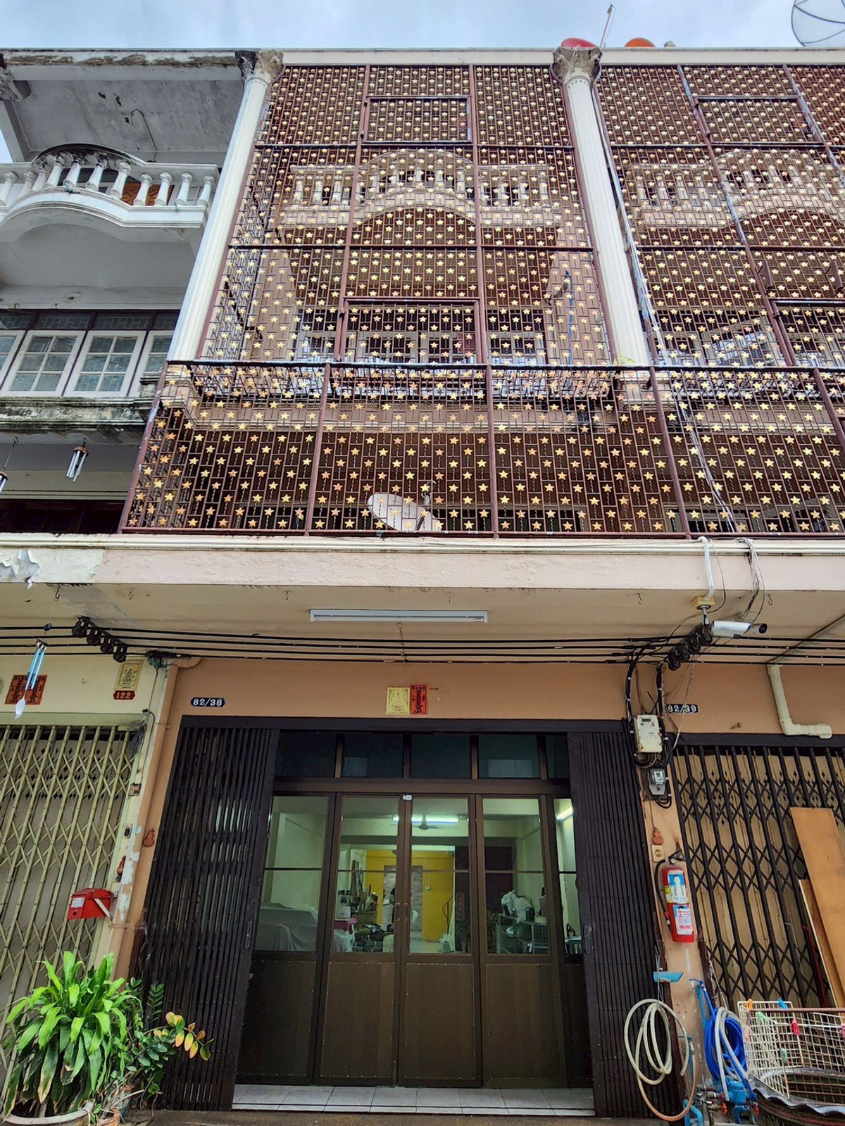 For SaleShop HouseBang kae, Phetkasem : Shophouse for sale, Home Office, Phetkasem 46, near Seacon Bang Khae. Near MRT Phetkasem 48
