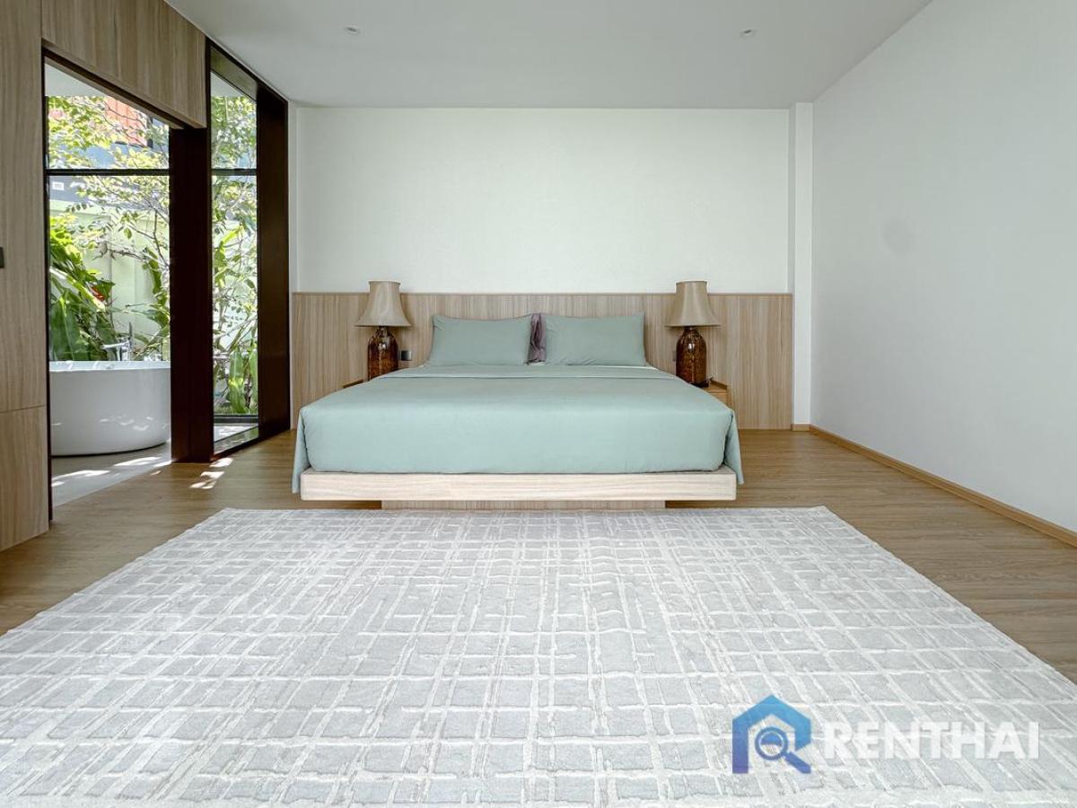 For SaleHousePhuket : For sale villa  at Boat Avenue Residence