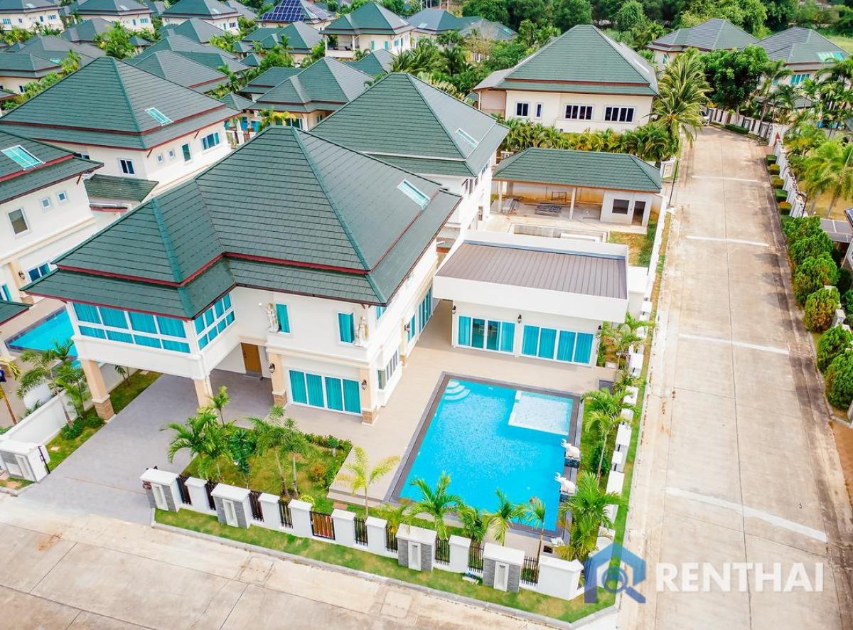 For SaleHousePattaya, Bangsaen, Chonburi : Last Corner unit 2 story villa for sale!