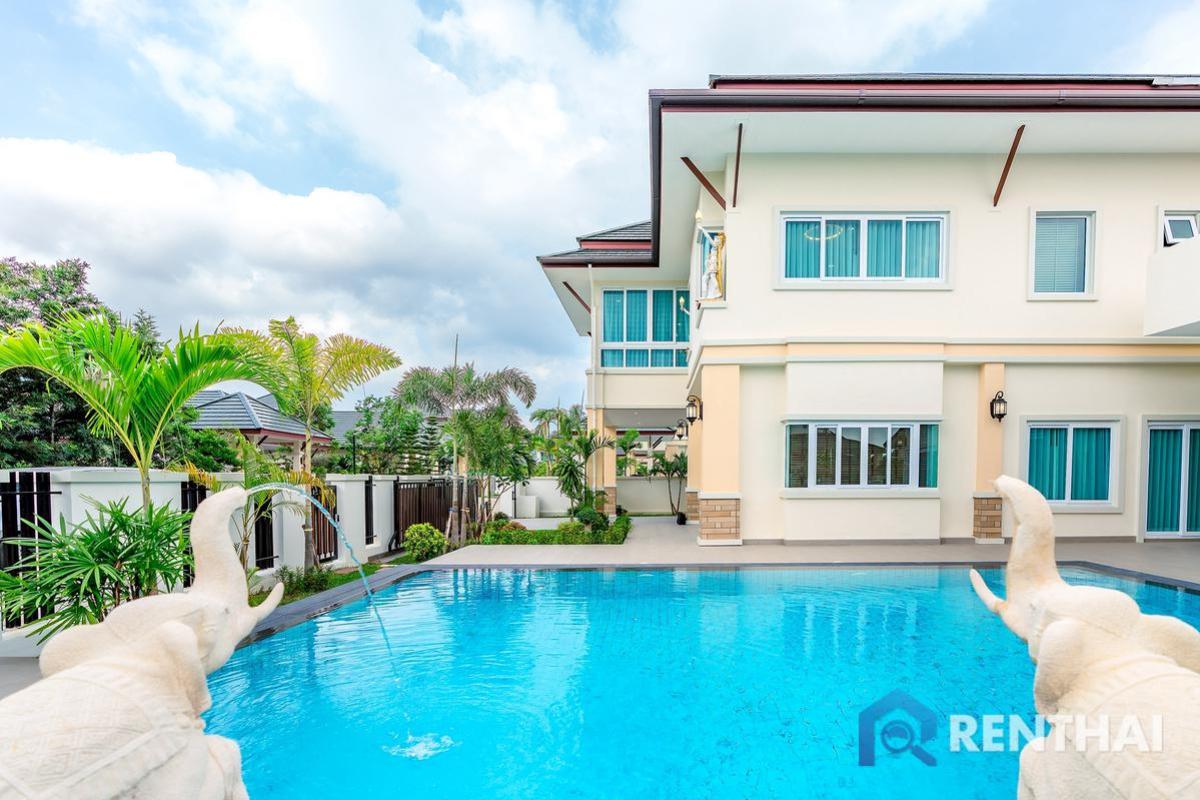 For SaleHousePattaya, Bangsaen, Chonburi : Last Corner unit 2 story villa for sale!