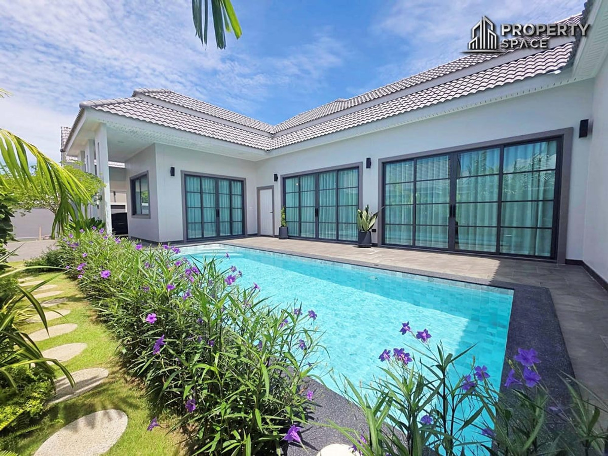 For SalePattaya, Bangsaen, Chonburi : Tropical Style 3-Bedroom Private Pool Villa in Siam Country Club Pattaya For Sale