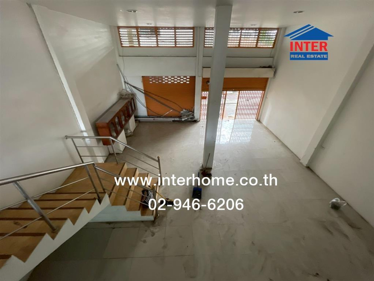 Commercial building, 3.5 floors, 26 sq m, commercial building, Soi Phahonyothin (Soi Chokdee 1), Phahonyothin Road, Bang Khen District, Bangkok. Loading...