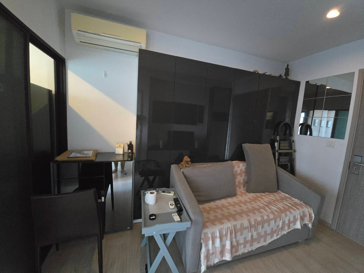 Hot deal! Condo for sale at the gallery Bearing 34.75 Sq.m Floor 12th, near BTS Bearing!! Loading...