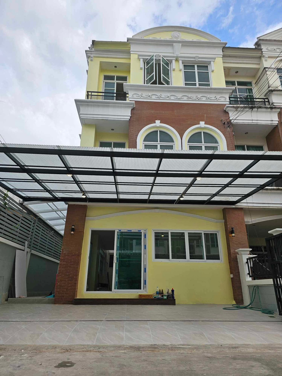 For RentTownhomeChaengwatana, Muangthong : 💥CP-9233💥 3-story townhouse for rent, The Paradise Changwattana 14 project, fully furnished and ready to move in 👉 Add Line @goodcondo