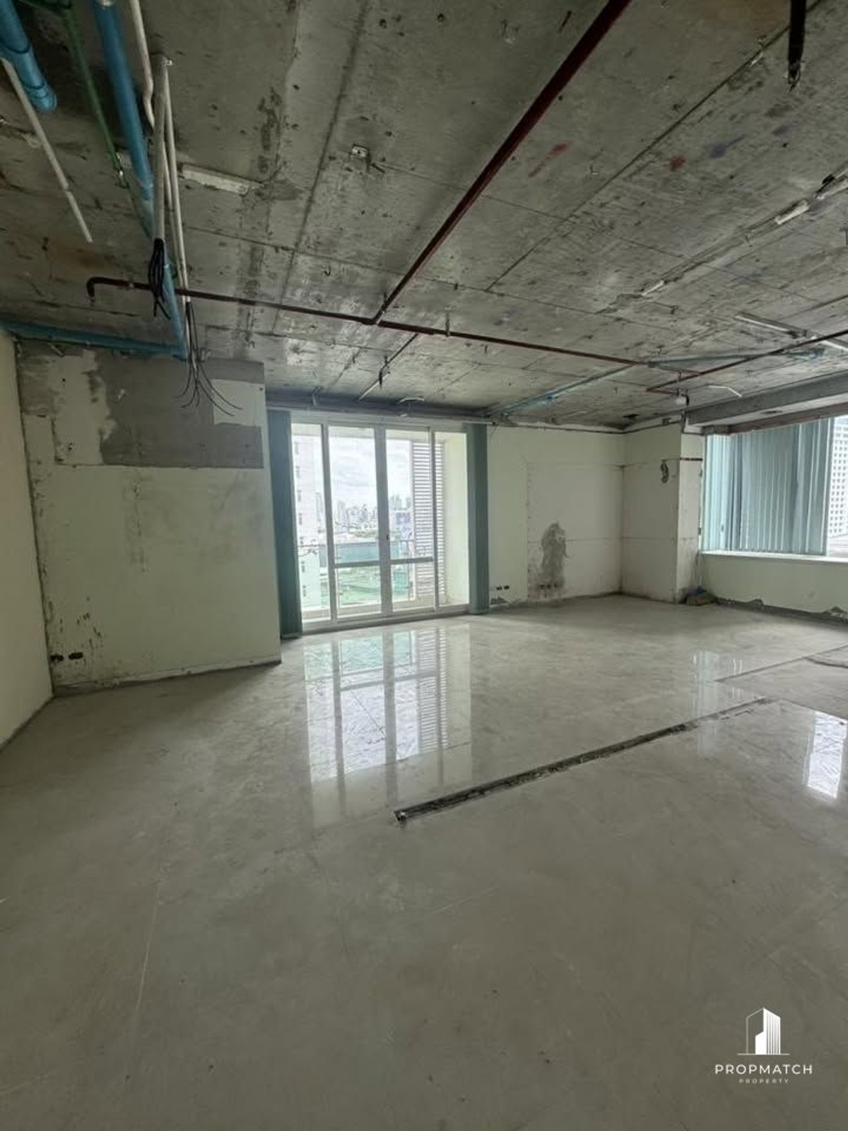 ✨Flash Deal ✨TC Green Condomonium ( 2Bed 1Bath 55SQM.) พร้อมอยู่ ! เพียง  3,950,000บาท Tel.0981315848 @propmatch Loading...