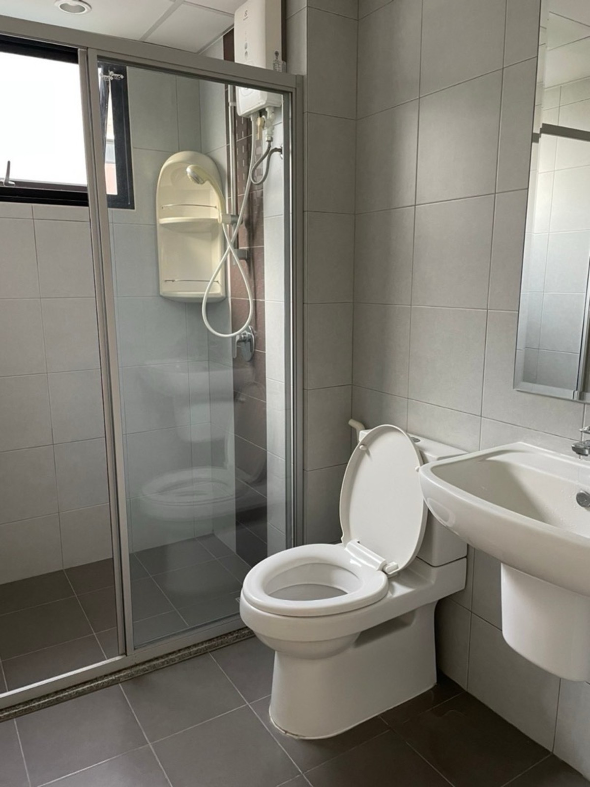 For SaleCondoBangna, Bearing, Lasalle : Condo for sale Supalai City Resort Bering, beautiful room, BTS Bearing.