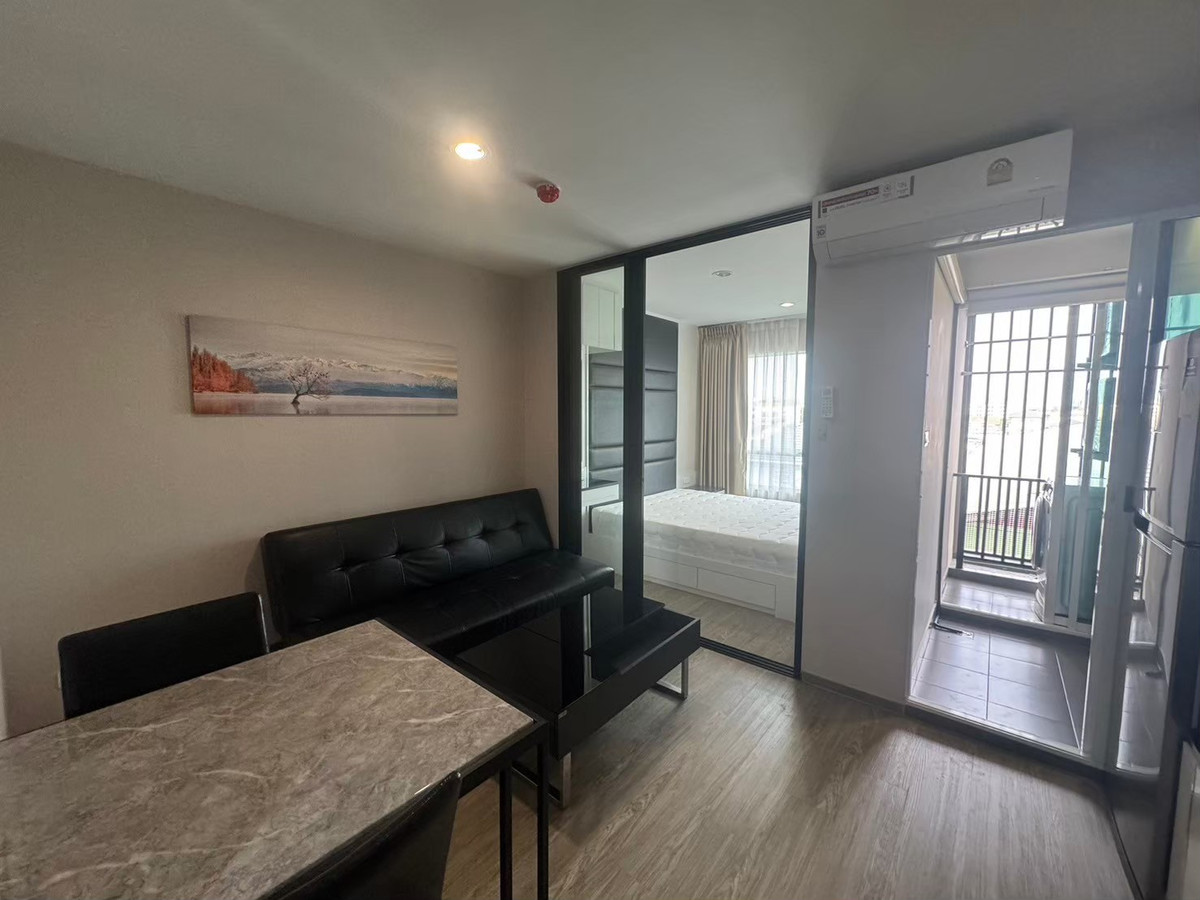 รีเจ้นท์ โฮม สุขุมวิท 97/1 / Regent Home Sukhumvit 97/1 Loading...