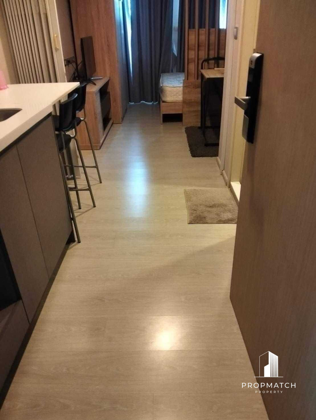 ขายคอนโดพระราม 9 เพชรบุรีตัดใหม่ RCA : ✨Flash Deal ✨RHYTHM Asoke II ( Studio Bed 1Bath 22.52SQM.) พร้อมอยู่ ! เพียง  2,890,000บาท Tel.0981315848 @propmatch