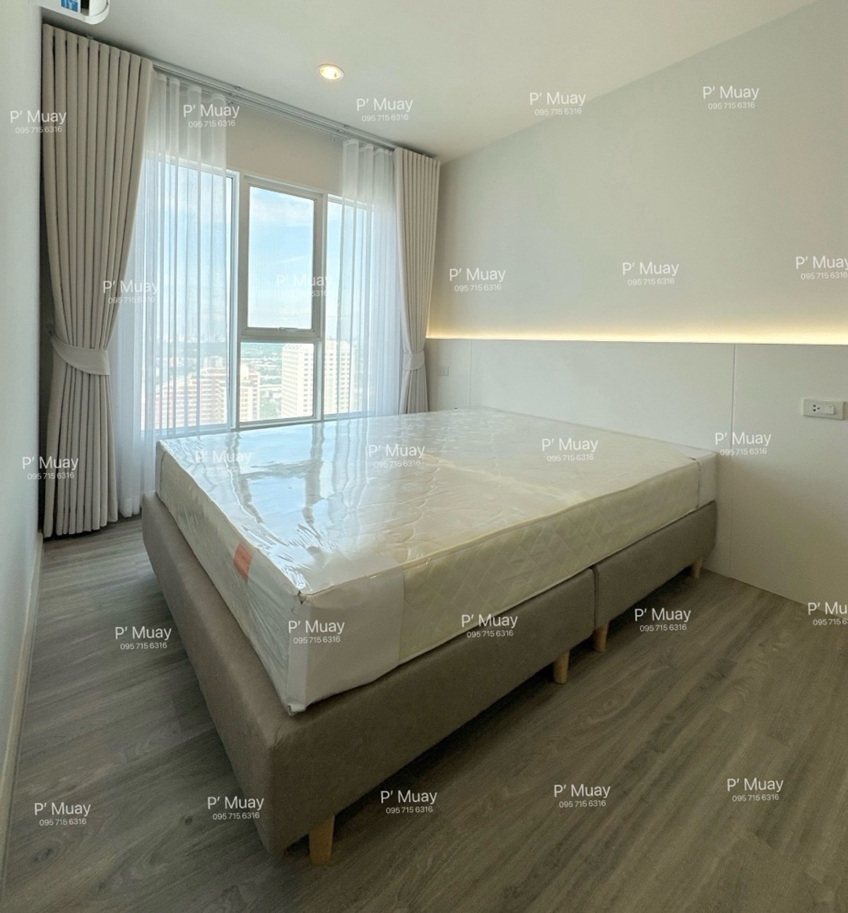 For RentCondoBangna, Bearing, Lasalle : 🎉For rent, new room, first hand 🎉 ✨Bright white ✨#RegentHomeBangna building 🅰️ beautiful built-ins 🌟 has walk-in closet 🌟 📱Digital door lock📱#BTS Bangna only 5 minutes ❤️ Rent 12,000 baht