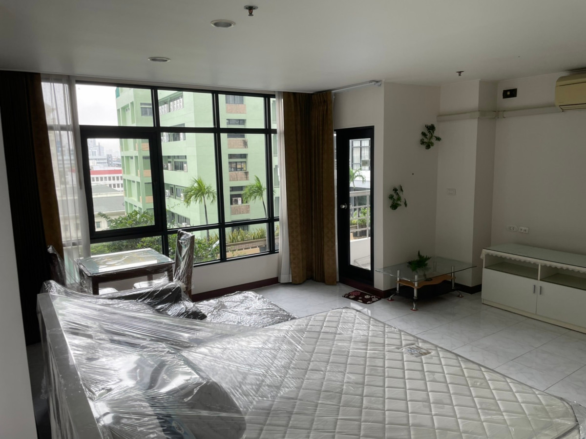 ให้เช่าคอนโดพญาไทเพลส ห้อง Studio Plus ขนาดใหญ่ 38 ตรม. สวยแต่งครบพร้อมอยู่ Loading...