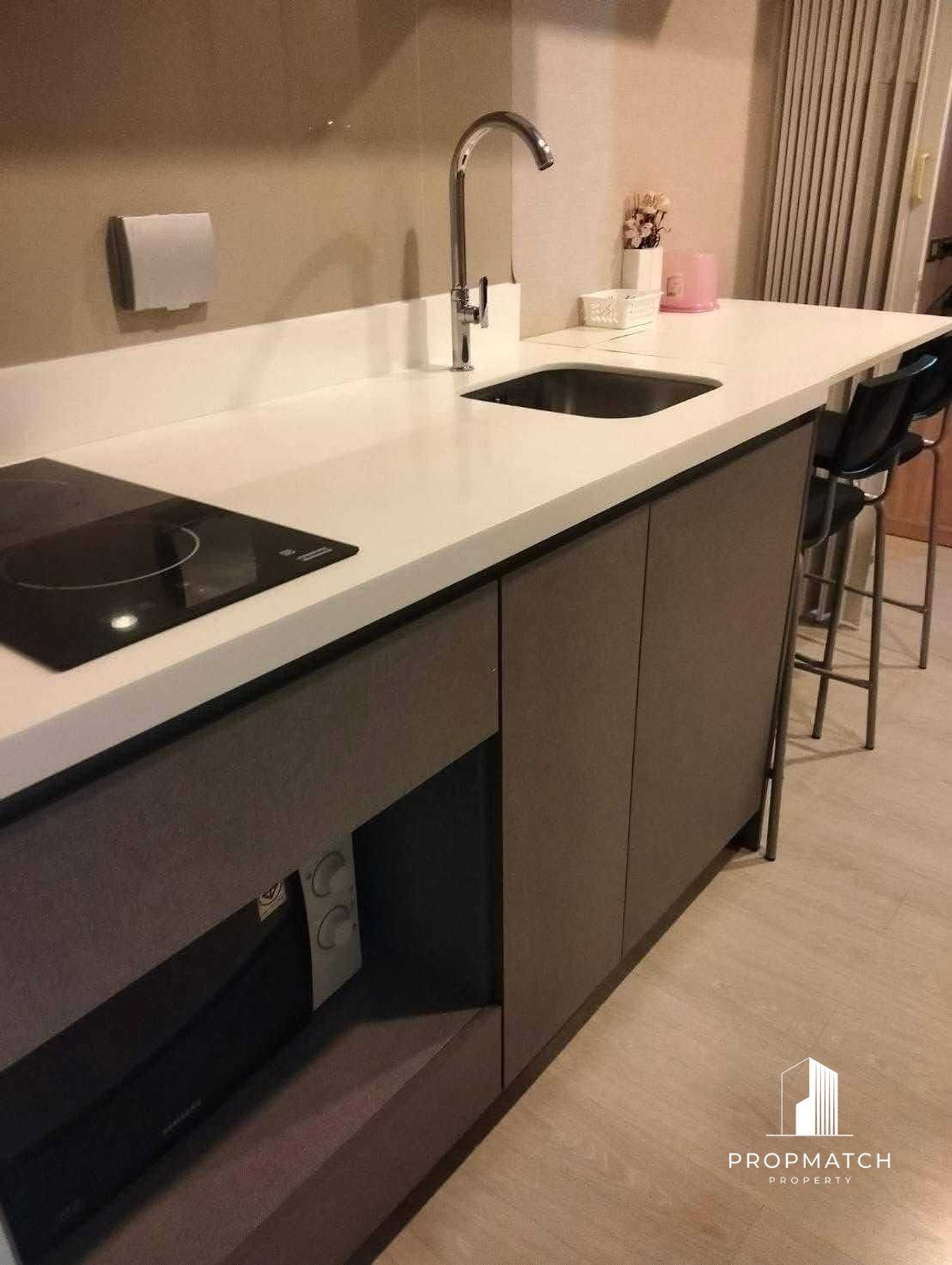 ✨Flash Deal ✨RHYTHM Asoke II ( Studio Bed 1Bath 22.52SQM.) พร้อมอยู่ ! เพียง  2,890,000บาท Tel.0981315848 @propmatch Loading...
