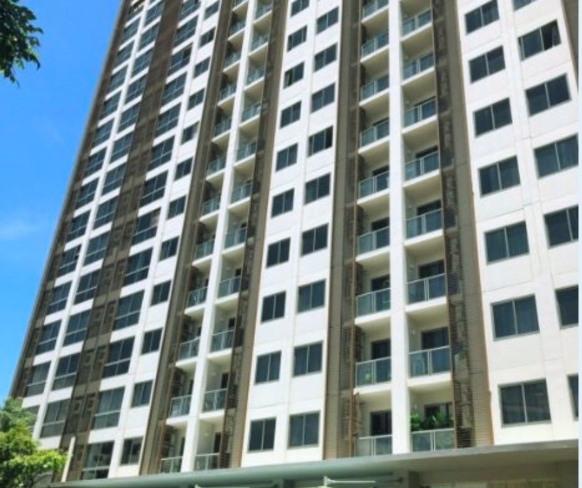For SaleCondoPattaya, Bangsaen, Chonburi : Condo for sale, Unixx South Pattaya, 40th floor, sea view, 2 bedrooms, free transfer, good price, suitable for living and investing.