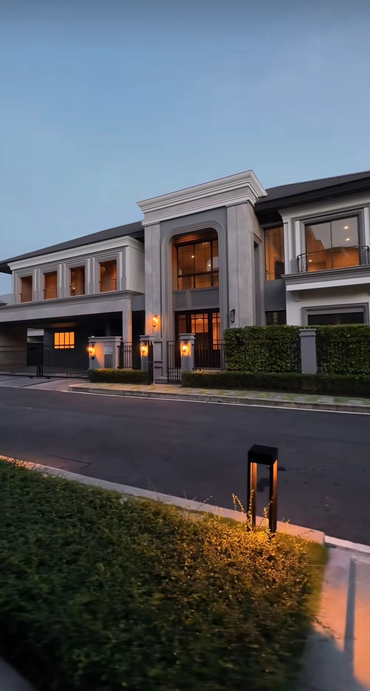 บ้านเกษตร นวมินทร์ ลาดปลาเค้า : House For Rent at Grand Bangkok Boulevard Ramintra - Kasetnawamin