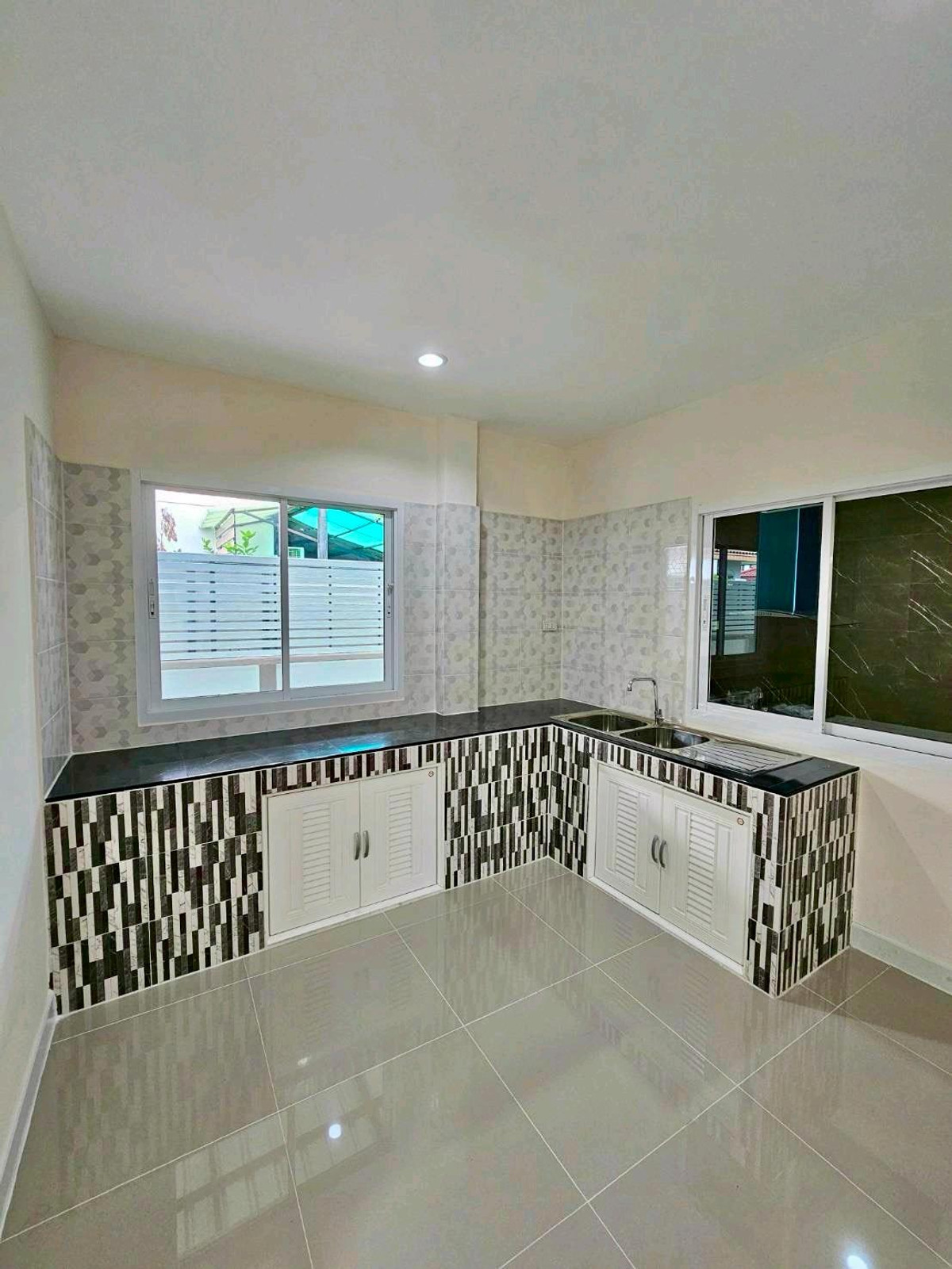 For SaleHouseNawamin, Ramindra : 2-story detached house, KC Garden Home Village 11, Nimitmai 40, Big C, Makro, Lotus, renovated and ready to move in. Free furniture Convenient travel Pink Line