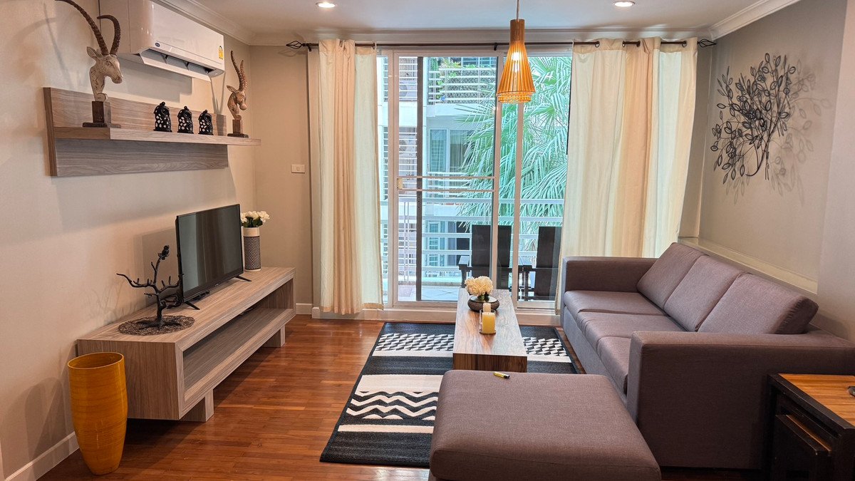 For Rent: Baan Siri Sukhumvit 10 – 2BR, 90 SQM, Fully Furnished Loading...