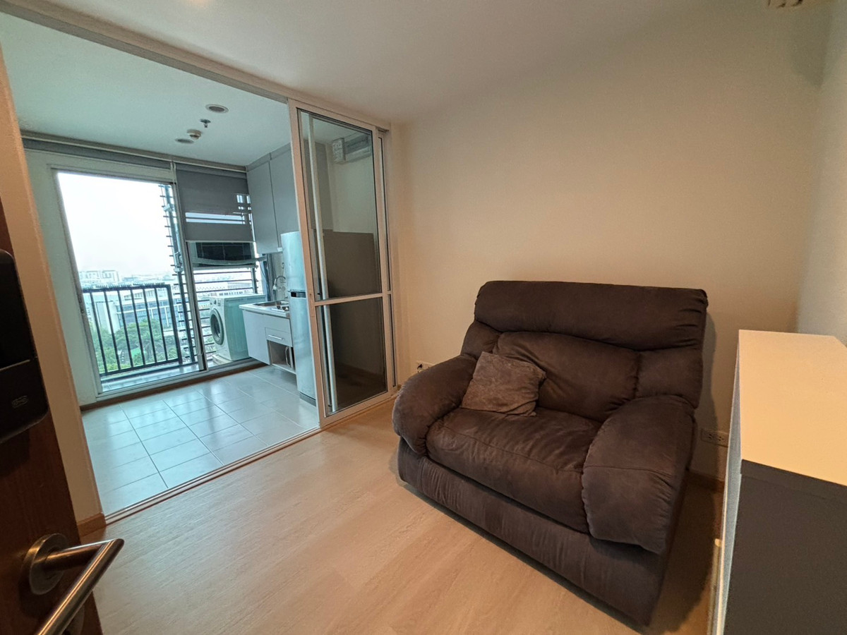 The Base Sukhumvit 77 for rent, nice 1 bed, high floor, nice view, fully furnished, near BTS Onnut  850m. Loading...