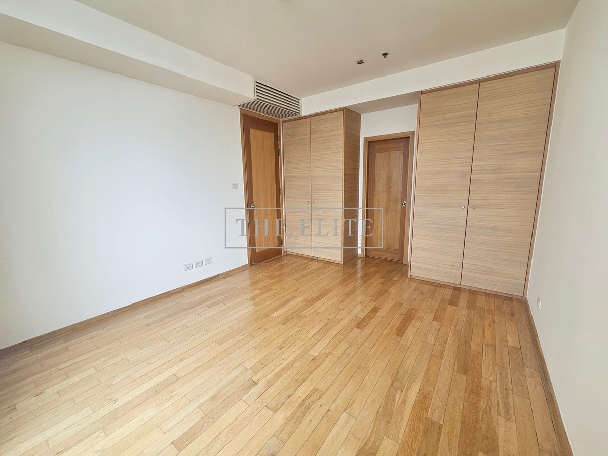 For SaleCondoSathorn, Narathiwat : ✨ Urgent sale with no rush. But if you see the price Wont want to wait for tomorrow 💯