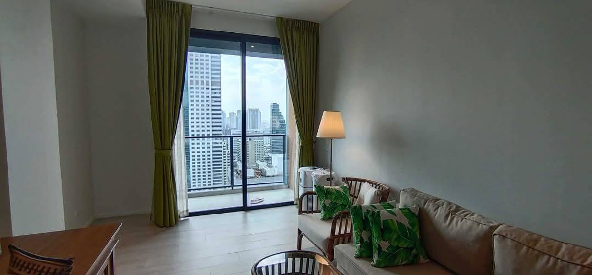 Hot Deal! The cheapest condo for sale near Bangkok Christian College.🏆🏆The Lofts Silom By Jinyanaz 🥇🥇 Loading...