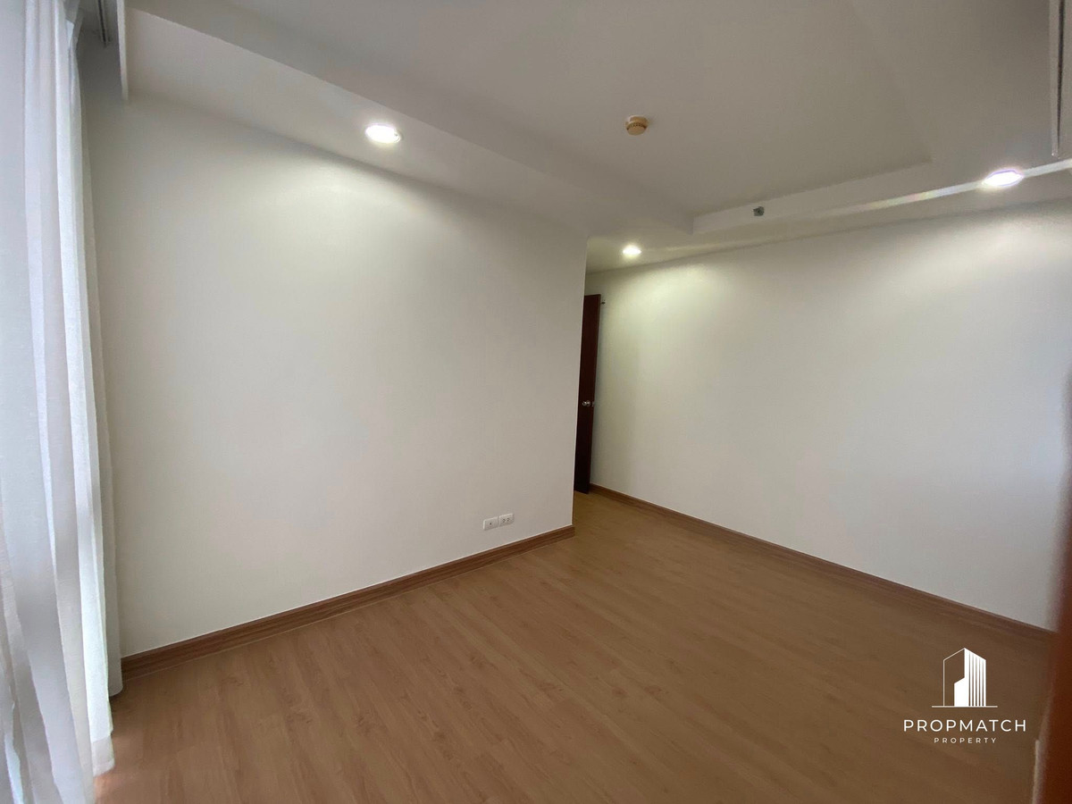 ✨Flash Deal ✨The Line Phahol - Pradipat ( 2Bed 1Bath 58SQM.) พร้อมอยู่ ! เพียง  5,800,000 บาท Tel.0981315848 @propmatch Loading...