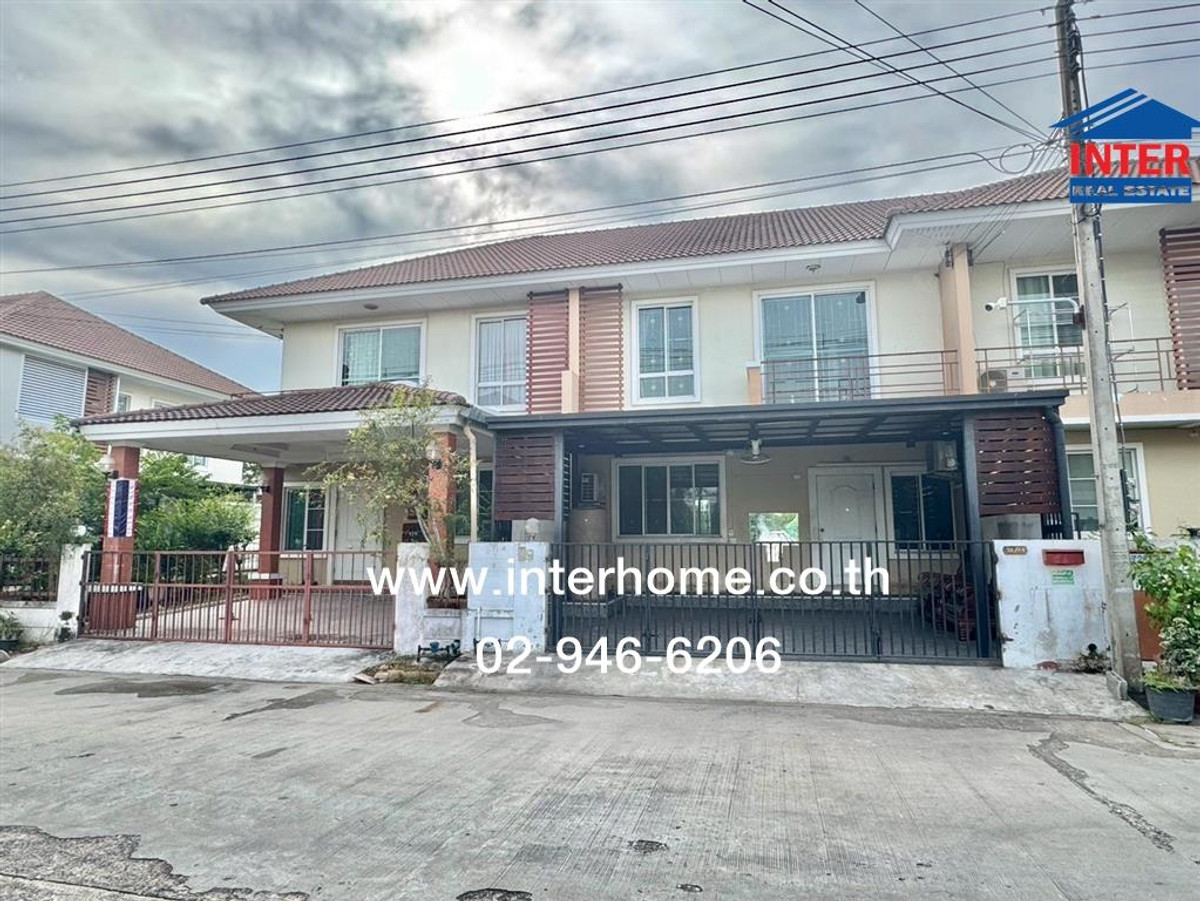 Townhouse, 2 floors, 30.6 sq m, Aphakorn Village 2. Phutthamonthon-Salaya Near Mahidol University, Salaya Borommaratchachonnani-Bang Len Road Bang Phasi Road - Bang Yai Exit, Phutthamonthon, Nakhon Pathom Loading...