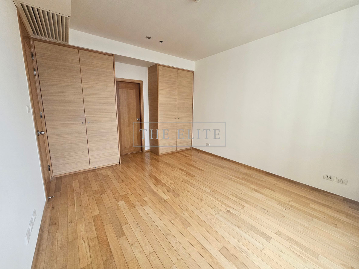 For SaleCondoSathorn, Narathiwat : ✨ Urgent sale with no rush. But if you see the price Wont want to wait for tomorrow 💯