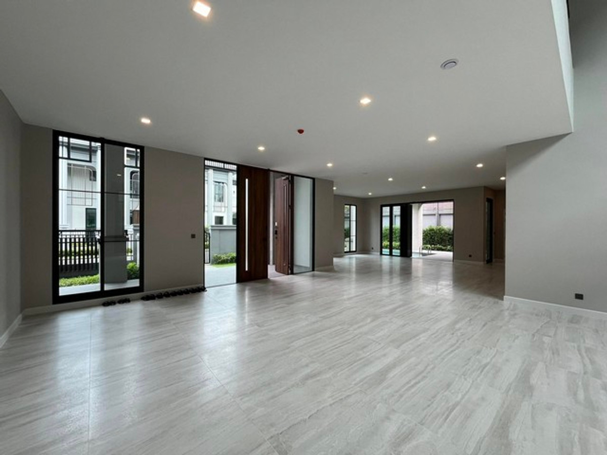 ขายบ้านปิ่นเกล้า จรัญสนิทวงศ์ : ขายบ้านเดี่ยว แกรนด์ บางกอก บูเลอวาร์ด ปิ่นเกล้า-กาญจนา ที่ดิน 190 ตารางวา พื้นที่ 817 ตร.ม. Pool villa