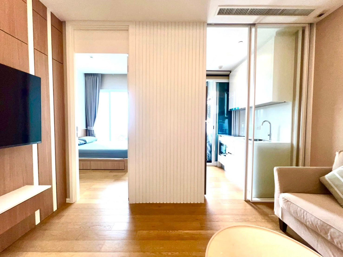 🔥 ให้เช่า The Saint Residences – คอนโดหรูใจกลางห้าแยกลาดพร้าว 🔥 Loading...