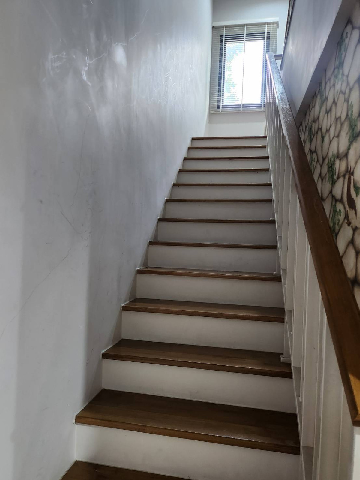 For sale/rent, 3-story townhome, width 5 meters, Baan Klang Muang Sathorn-Suksawat. Loading...