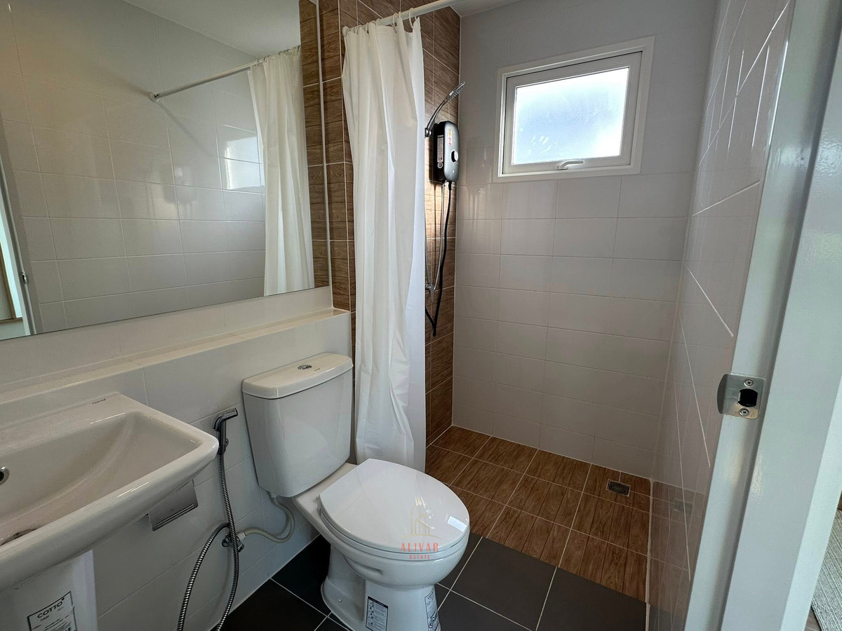 For RentSamut Prakan,Samrong : RH101225 2-story semi-detached house for rent at Grande Pleno Mega Bangna, next to Mega Bangna.