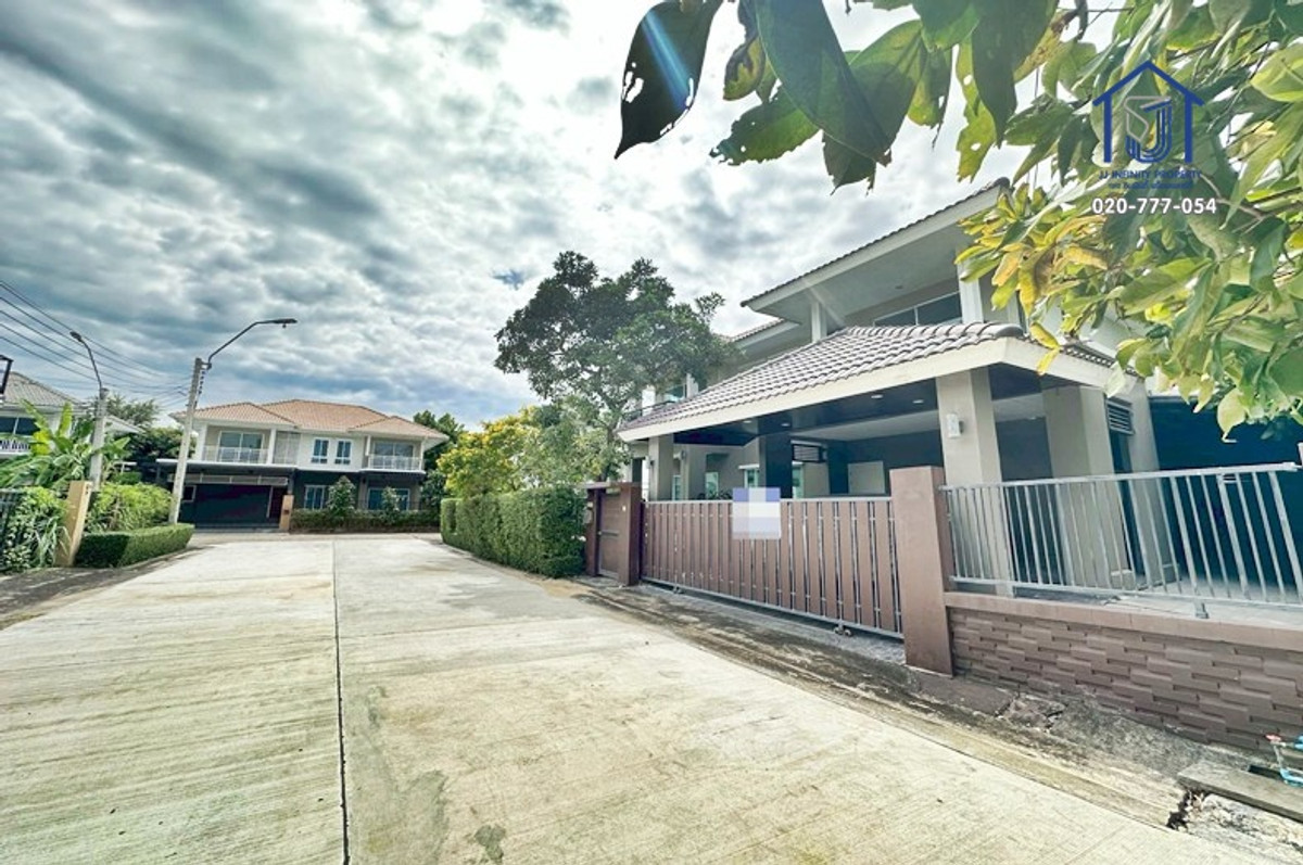 2-storey detached house for sale, Delight At Scene Village, Watcharapol-Chatu Chot, behind the edge, near Ramintra-At Narong Expressway, Chatuchot Dan. Loading...