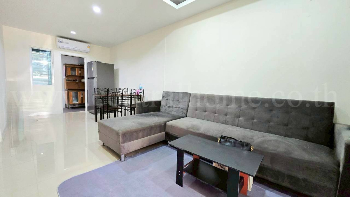 ทาวน์โฮม ไอลีฟ พราวด์ วงแหวน - รังสิต คลอง 4 พร้อมอยู่ Loading...