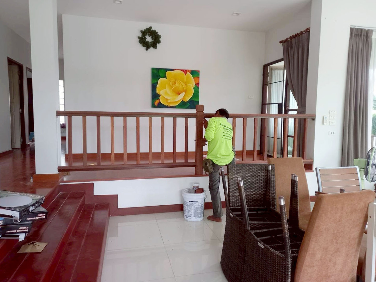 บ้านในโครงการ ให้เช่าเดือนละ 32,000 บาท ใกล้สนามกอล์ฟกรีนวัลเล่ย์ No.10H217 Loading...