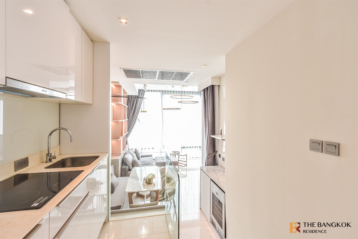 Elegant luxury condominium for sale in Silom — beautifully designed and ready to move in🏆🏆Ashton Silom By Jinyanaz 🥇🥇 Loading...
